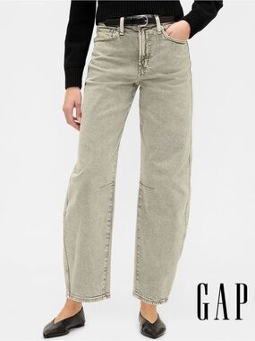 NWOT Gap High Rise Barrel Jeans